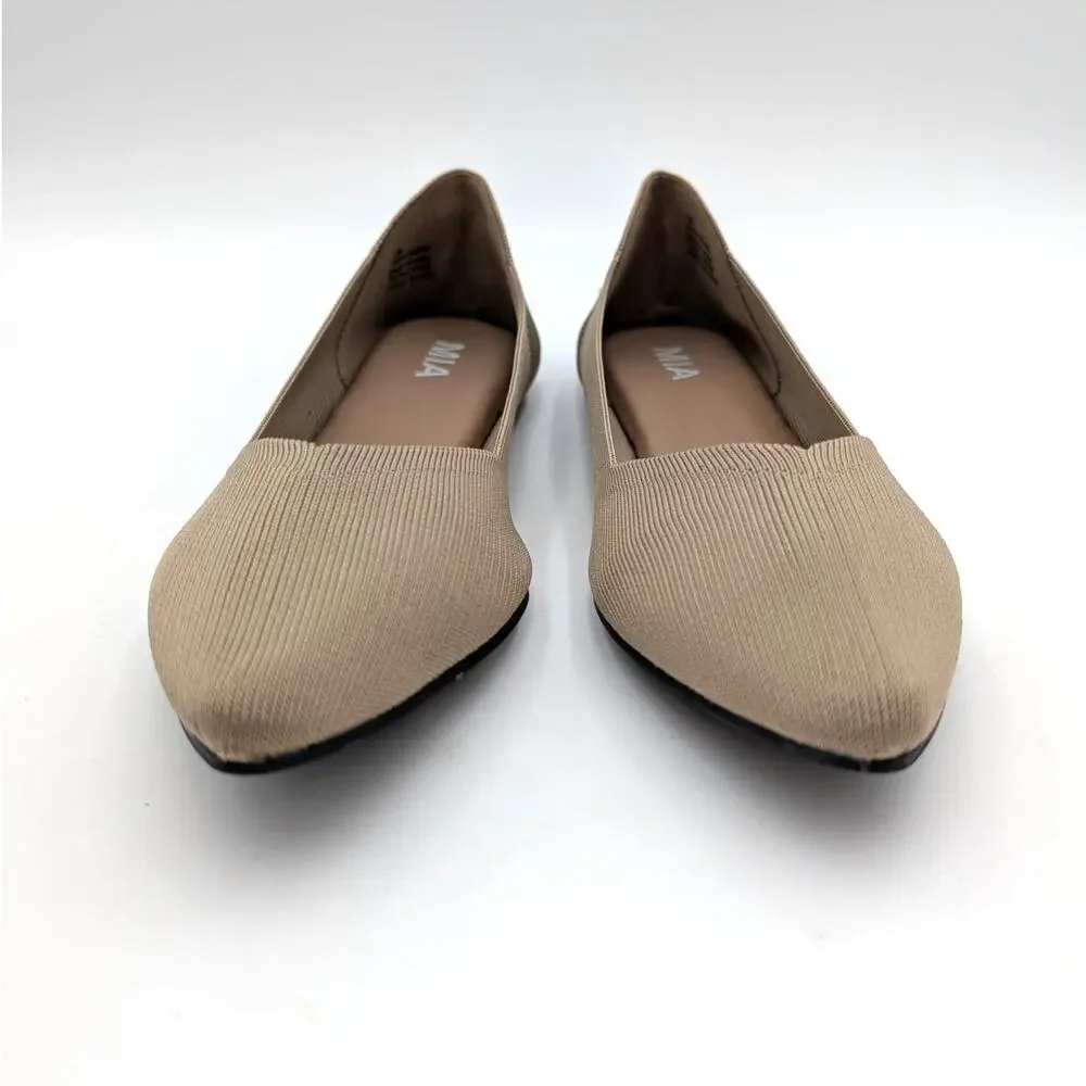 Mia Kerri Pointed Toe Slip-On Flat Shoes Women's Beige Size US10M EU40.5